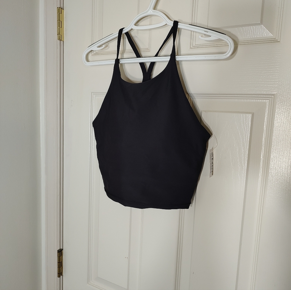 Black Athletic Crop Top